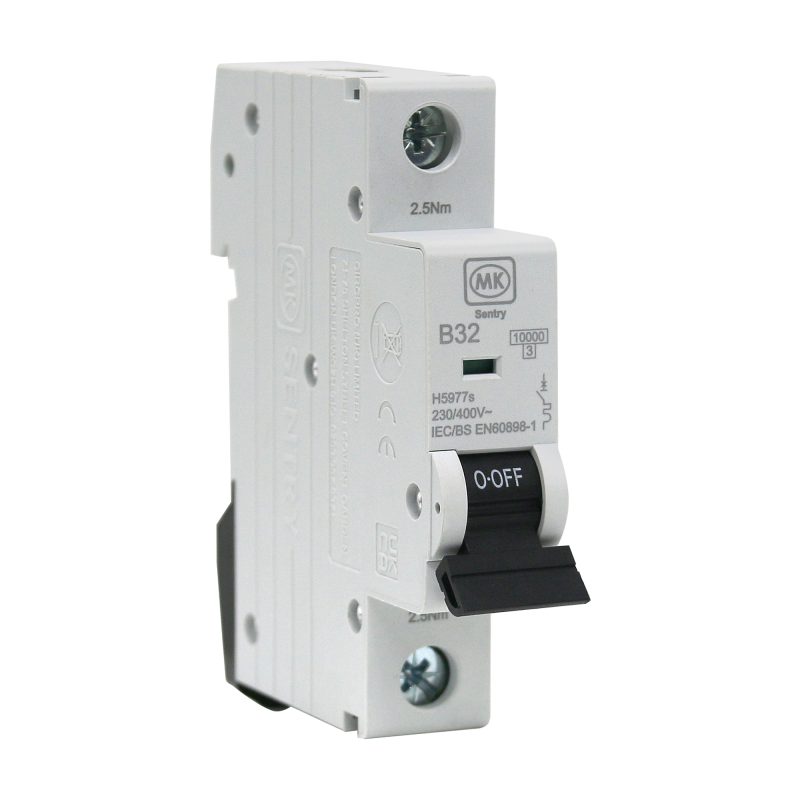 MCB 32A  SINGLE POLE B CURVE 10KA